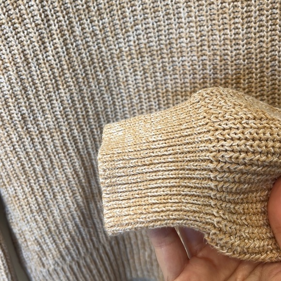 Urban Outfitters Knit Turtleneck Sweater Pullover Size M - Picture 6 of 7